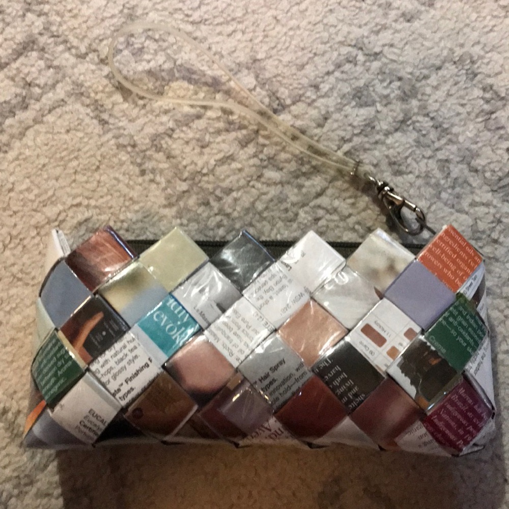 Ecoist clutch